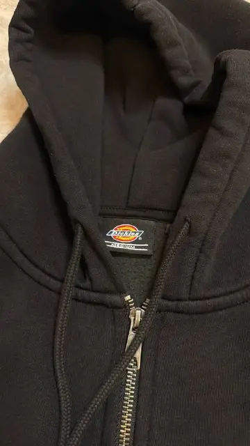Чёрная толстовка Dickies — Тбилиси — 170 ₾