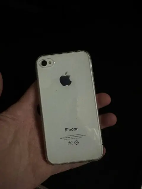 IPhone 4s — Алматы — 14 000 ₸