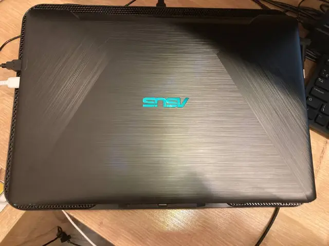 Asus vivobook x570dd/m570dd — Тбилиси — 570 ₾