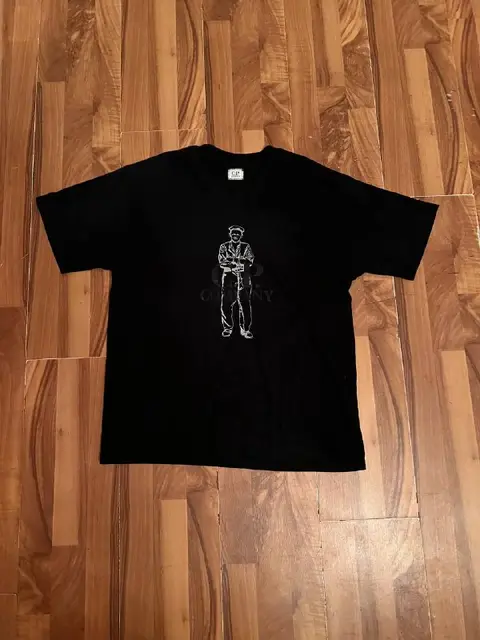C.P company размер л — Батуми — 45 ₾