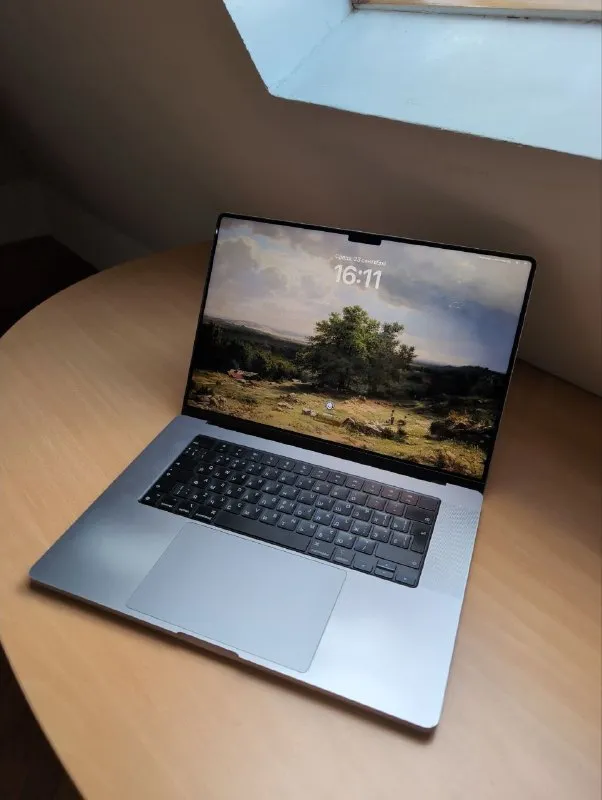 Macbook Pro 16 дюймов M1 Pro 32RAM / 512 SSD