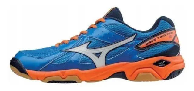 Кроссовки Mizuno — Батуми — 60 ₾