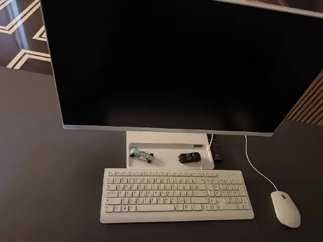 Lenovo IdeaCentre AIO 24IRH9 — Ереван — 230 000 ֏