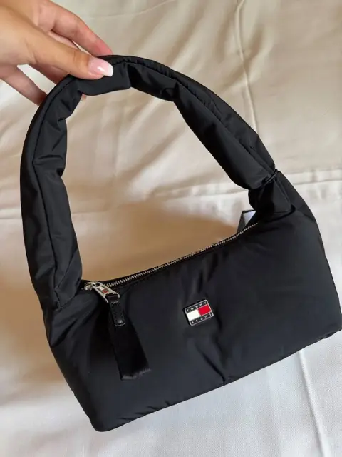 3 оригинальные сумки Tommy Jeans — Батуми — 550 ₾