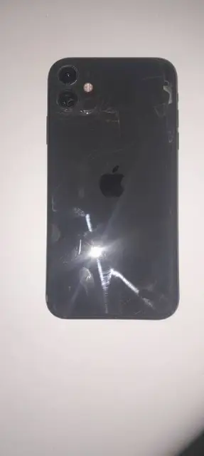 IPhone 11 на 128 ГБ — Тбилиси — 200 ₾
