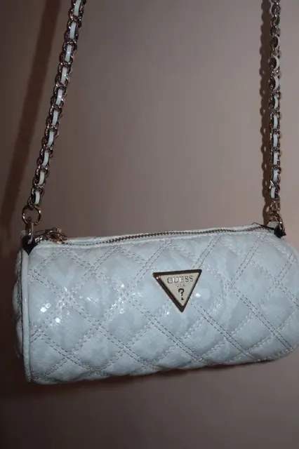 Оригинальная сумка Guess — Батуми — 250 ₾