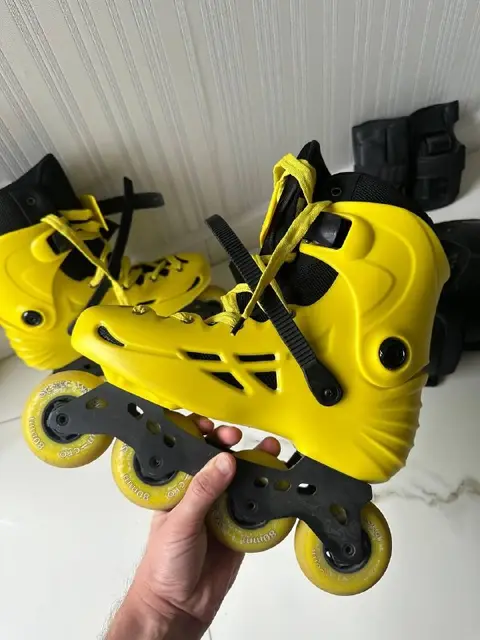 Роликовые коньки Micro MT — Батуми — 290 ₾