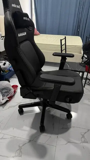 Игровое кресло AndaSeat Chair Kaiser 4 V2 — Батуми — 1 100 ₾