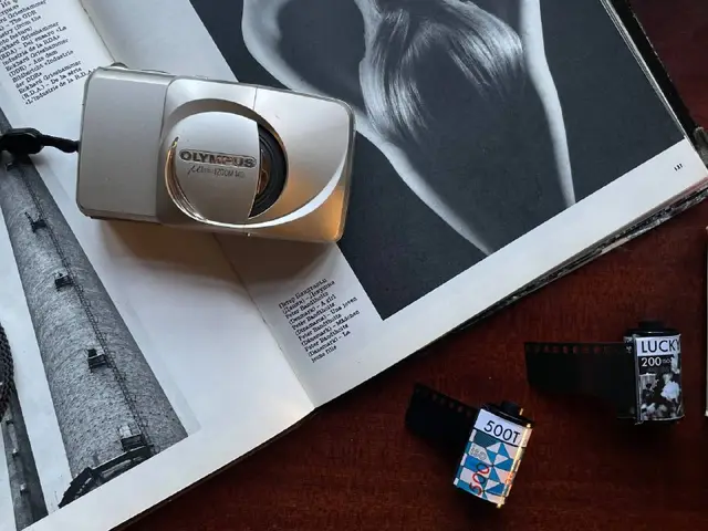 Olympus Mju Zoom 140 — Tbilisi — 400 ₾