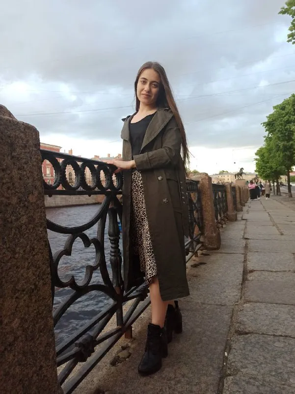 Стильный женский тренч ANNA VERDI