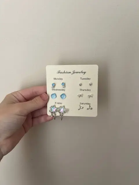 Серьги-гвоздики — Batumi — 5 ₾