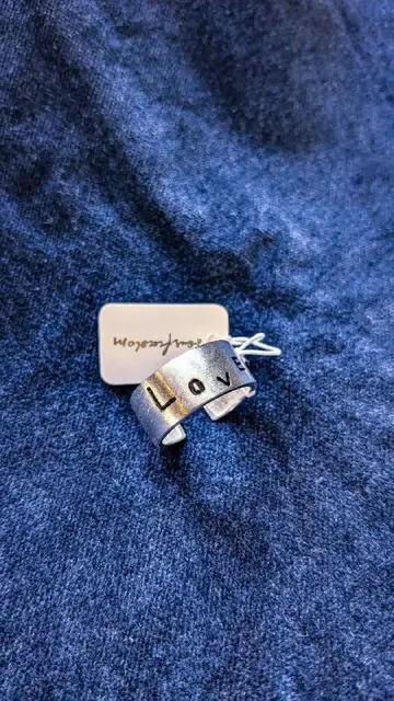 Серебряное кольцо Love — Тбилиси — 35 ₾