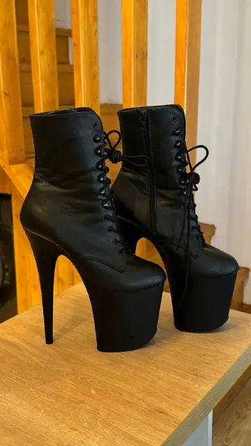 Стрипы — Тбилиси — 200 ₾