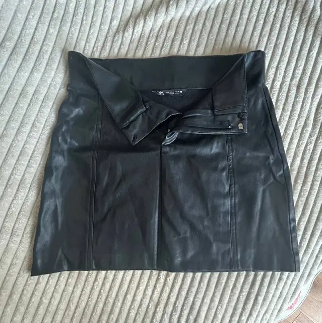 Юбка мини Zara — Тбилиси — 85 ₾