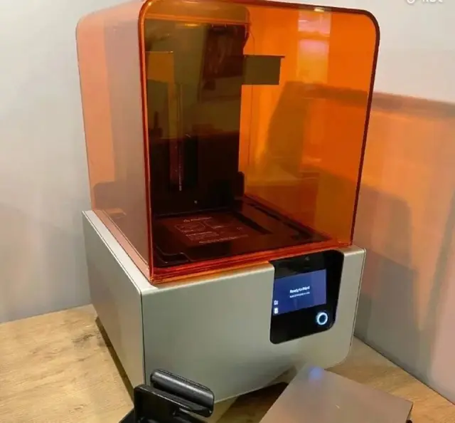 3d printer Formlabs Form2 — Yerevan — 85,000 ֏