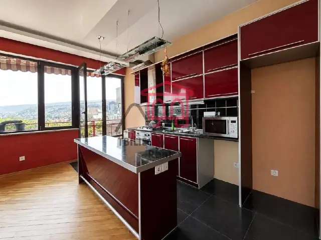 Квартира под коммерцию — Тбилиси — 1 200 $