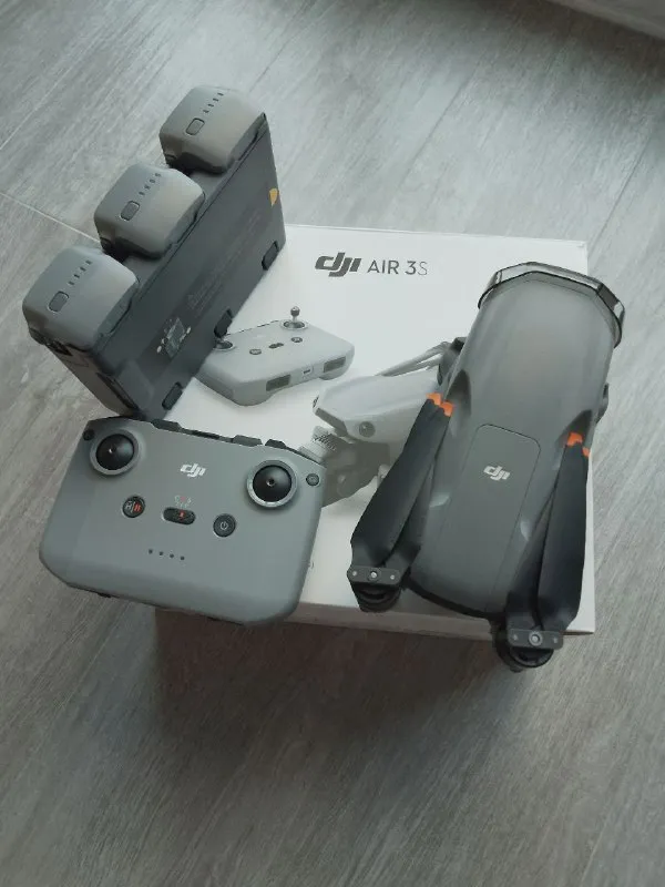 DJI Air 3S fly more combo