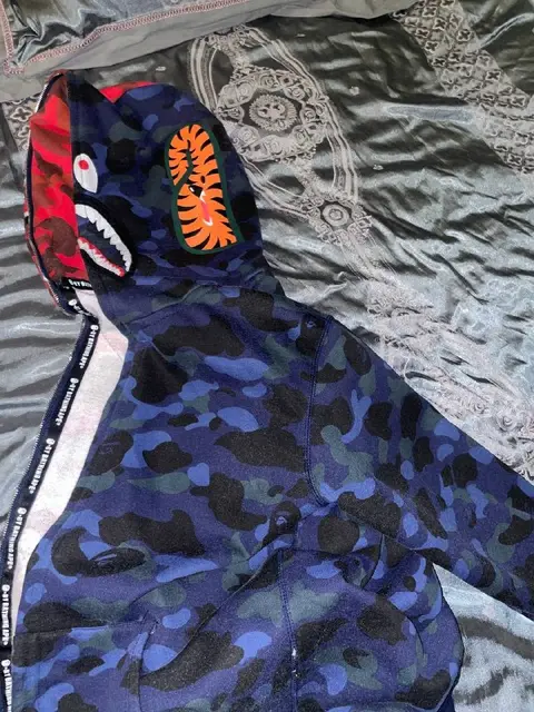 Зипка bape L размер — Тбилиси — 100 ₾