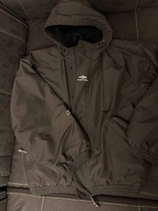 Лыжная куртка balenciaga