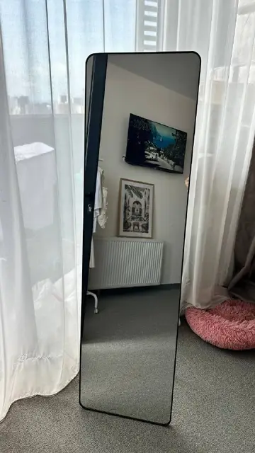 Зеркало напольное — Батуми — 140 ₾