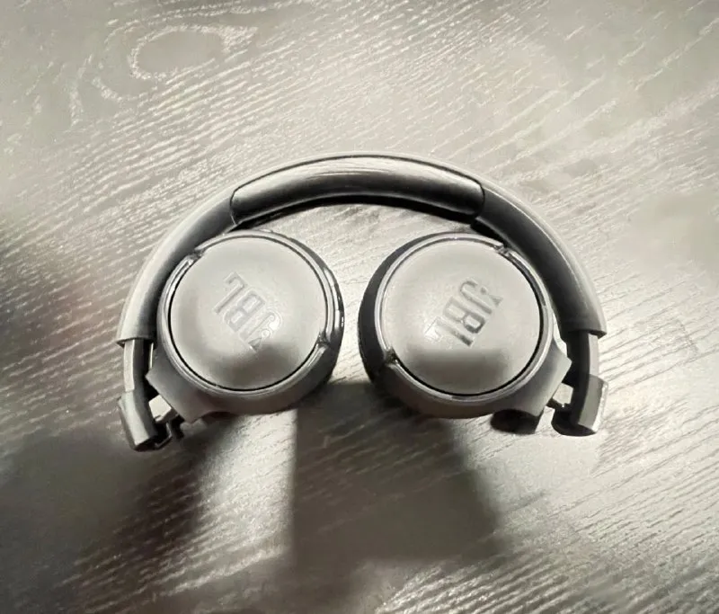 Беспроводные наушники JBL Tune 520BT