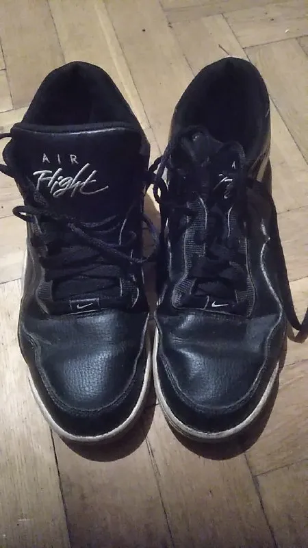 Кроссовки Nike
