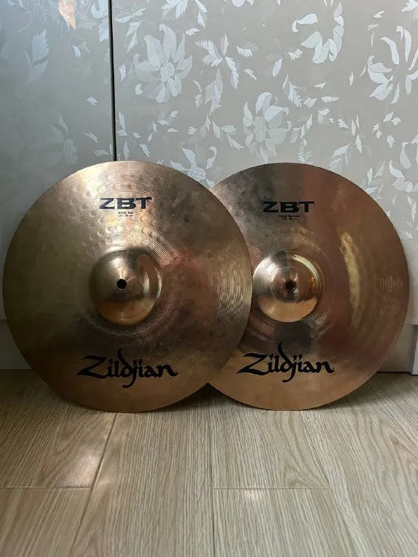 Комплект тарелок Zildjian ZBT Cymbal Pack