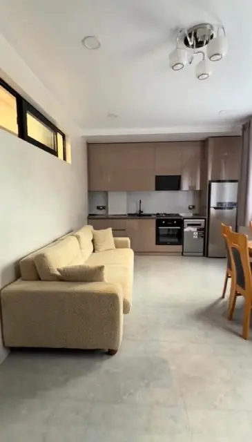 Квартира 1+1 — Batumi — 400 $