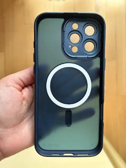 Чехол на IPhone 16 pro max — Тбилиси — 20 ₾