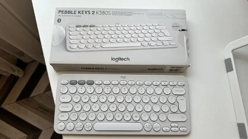 Клавиатура беспроводная logi pebble keys 2 K380S Logitech