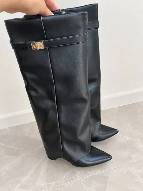 Новые сапоги — Batumi — 180 ₾