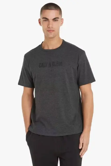 Футболка Calvin Klein — Тбилиси — 50 ₾