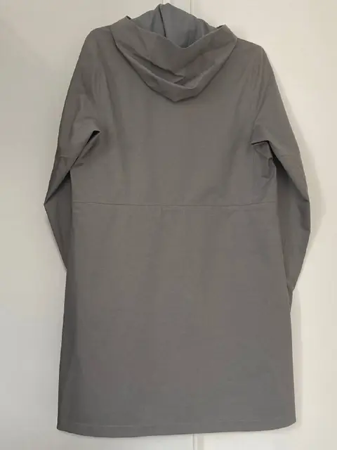 Плащ UNIQLO BlockTech — Tbilisi — 100 ₾