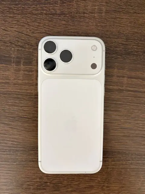 IPhone 17 pro max 256gb sim+esim silver — Batumi — 3,550 ₾