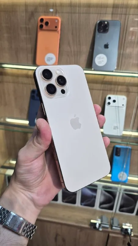 IPHONE 16 PRO MAX 256GB (ESIM)