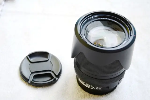 SONY DT 18-135mm F3.5-5.6 SAM SAL18135 — Тбилиси — 200 ₾