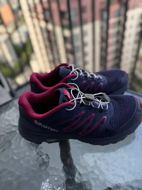 Женские кроссовки Salomon — Тбилиси — 120 ₾