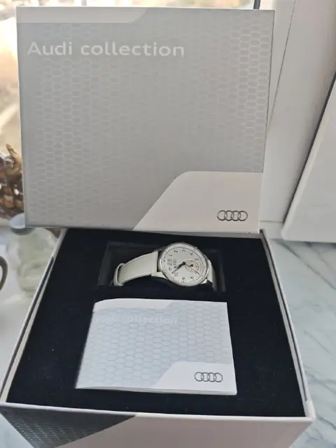 Оригинальные немецкие часы Audi — Тбилиси — 400 ₾