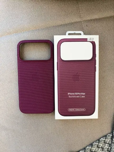 Чехол techwoven mulberry для iPhone 18 pro max — Батуми — 100 ₾
