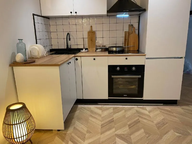 Квартира на Нижарадзе 20