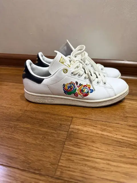 Adidas Stan Smith US 7 женские — Batumi — 50 ₾