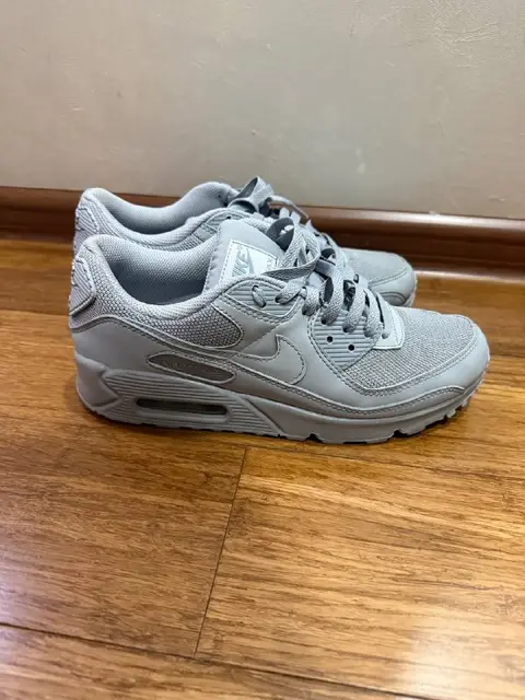 Кроссовки Nike Air Max US 7.5 мужские — Batumi — 150 ₾