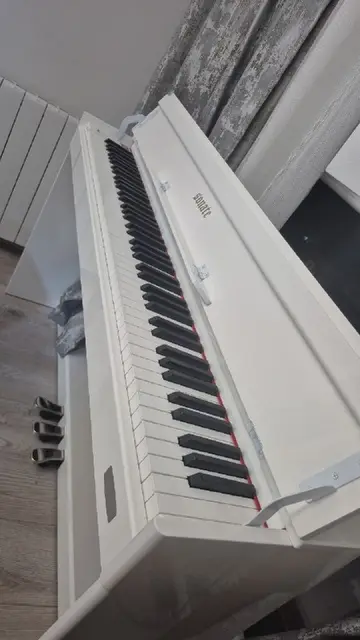 Фортепиано Sonate — Батуми — 800 ₾