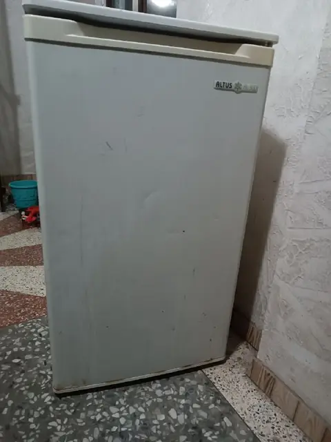 Маленький холодильник — Batumi — 150 ₾