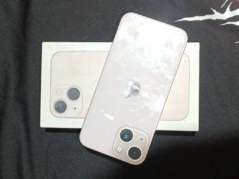 IPhone 13 mini pink