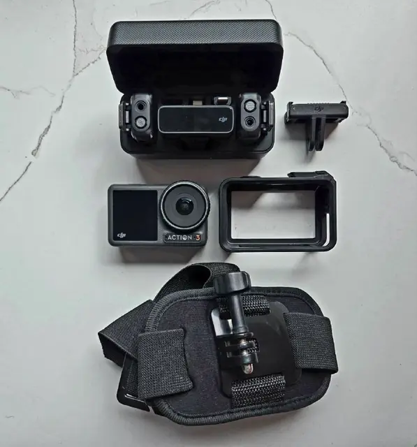 Комплект экшн-камера DJI Osmo Action 3 и микрофоны DJI Mic ASB01 — Батуми — 950 ₾