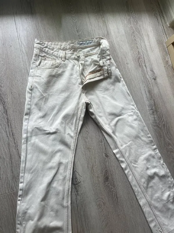Джинсы Bershka