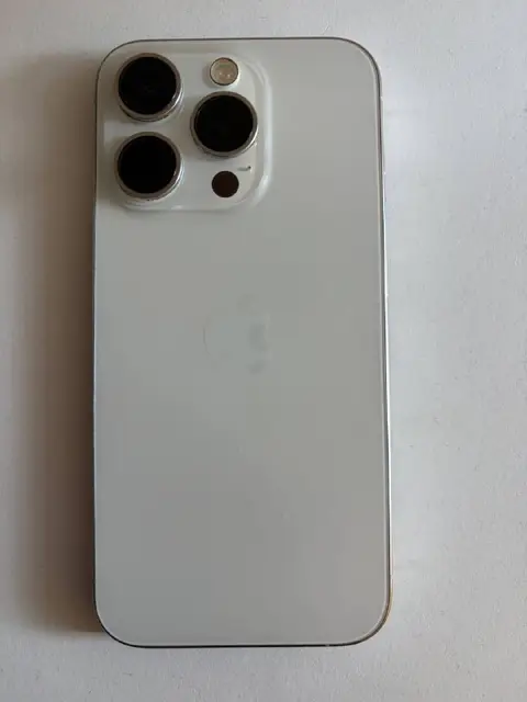 IPhone 15 Pro 128GB White Titanium — Batumi — 1,200 ₾