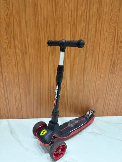 Самокат Ferrari — Batumi — 100 ₾