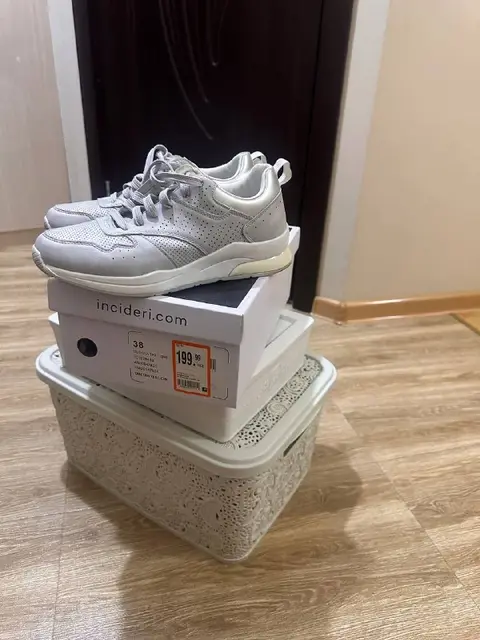 Обувь — Батуми — 50 ₾